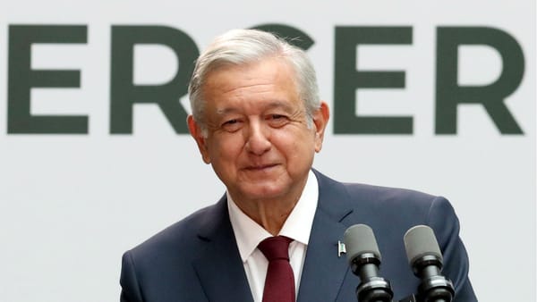 CONVENCIENDO AL PRESIDENTE DE ASISTIR AL G20